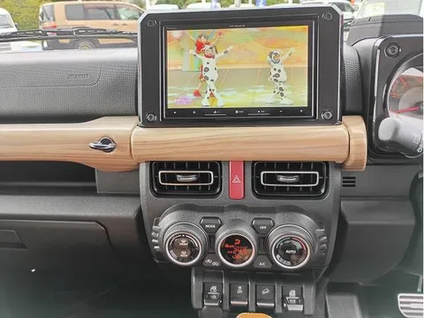 Suzuki Jimny Nomade