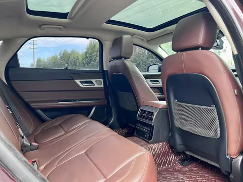 Jaguar XFL