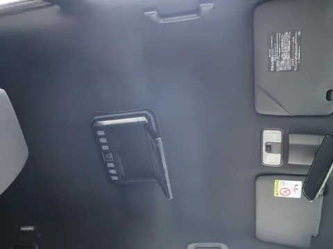 Toyota Pixis Mega