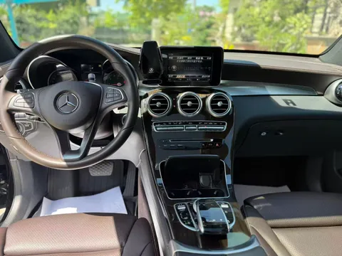 Mercedes-Benz Mercedes-Benz GLC