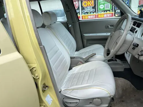 Nissan Rasheen