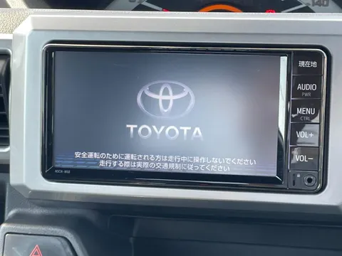Toyota Pixis Mega