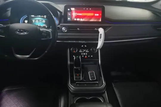 Chery Tiggo 8