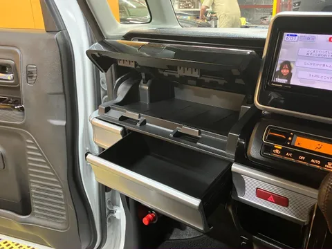 Suzuki Spacia Custom