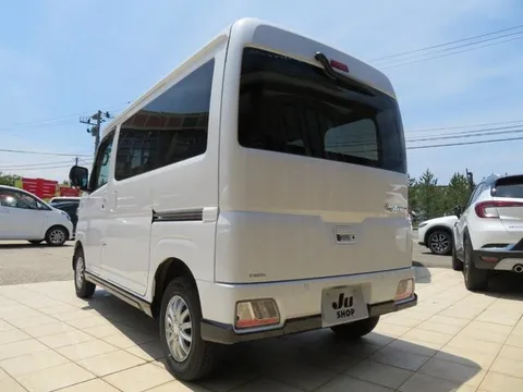 Daihatsu Atrai