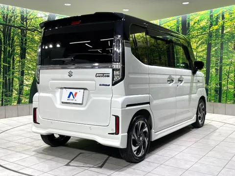 Suzuki Spacia Custom