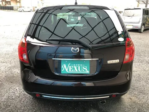 Mazda Verisa