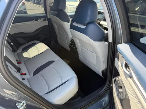 Geely Preface (Xingrui)