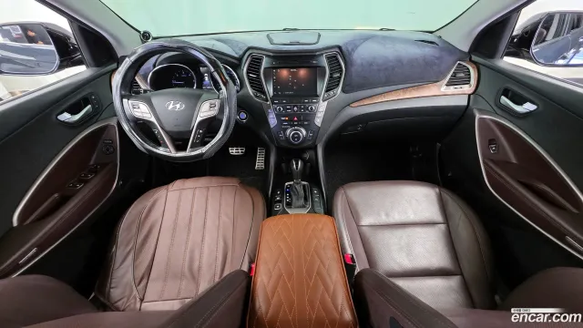 Hyundai Grand Santa Fe (Maxcruz)