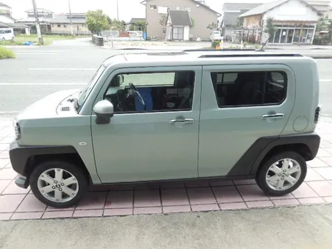 Daihatsu Taft