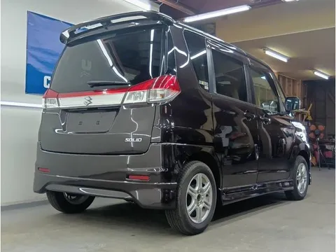 Suzuki Solio
