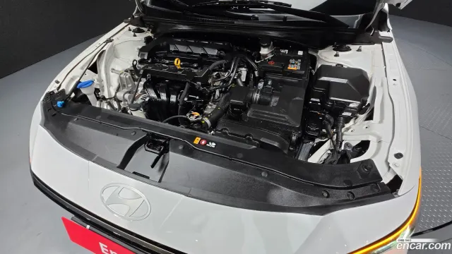 Hyundai Elantra (Avante)