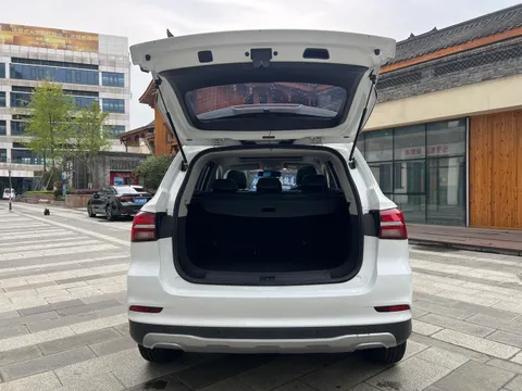 Roewe RX5