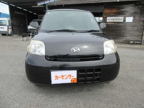 Daihatsu Esse