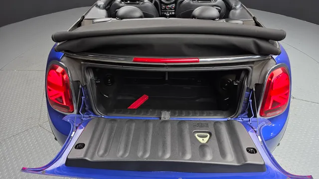 MINI Cooper Convertible