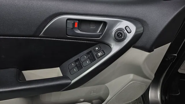 Kia Cerato (Forte)