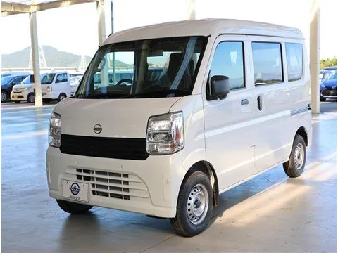 Nissan Clipper Van
