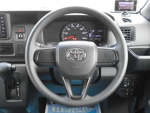 Toyota Pixis Van