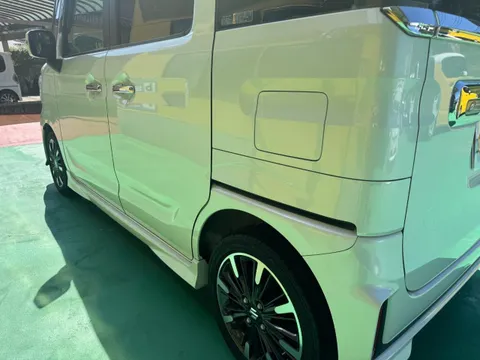 Suzuki Spacia