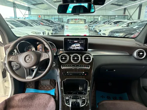 Mercedes-Benz Mercedes-Benz GLC