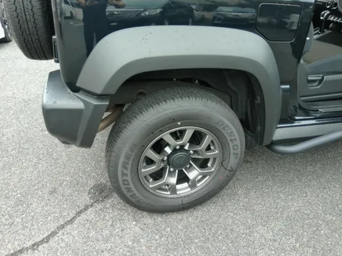 Suzuki Jimny Sierra
