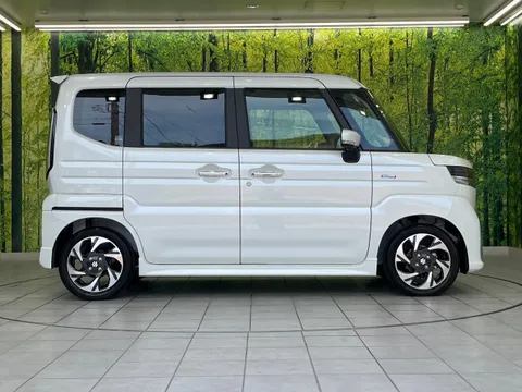 Suzuki Spacia Custom