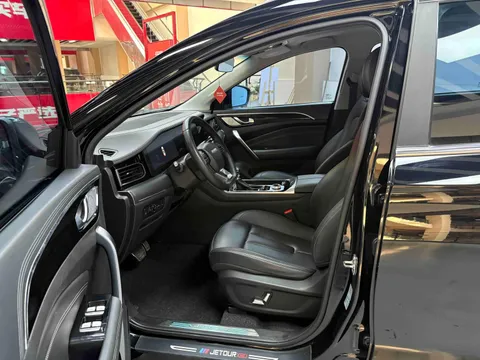 Jetour X90