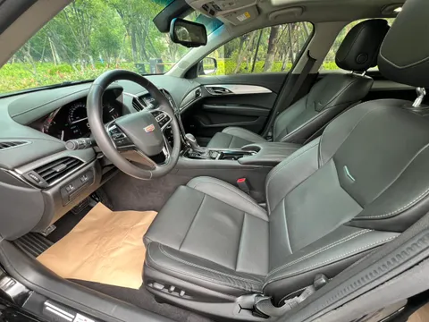 Cadillac ATS-L