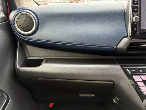 Mitsubishi eK X