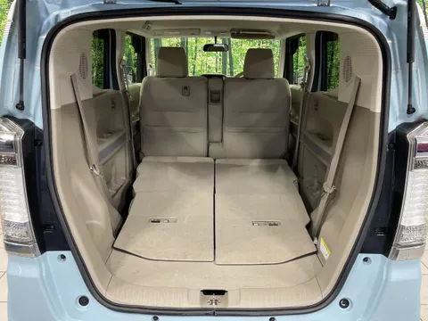 Honda N-BOX Slash