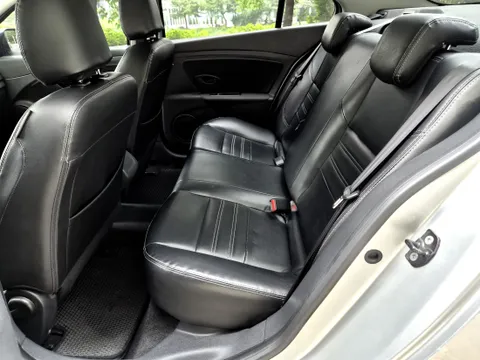 Renault SM3