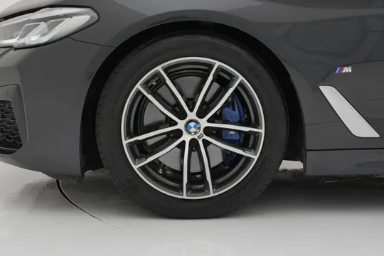 BMW BMW
