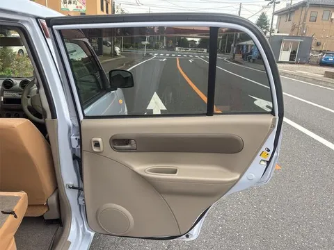 Nissan Pino