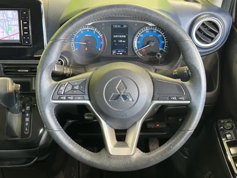 Mitsubishi eK X