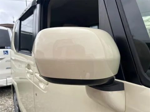 Honda N-BOX Plus