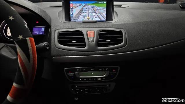 Renault SM3