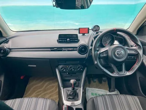 Mazda Mazda2 (Demio)