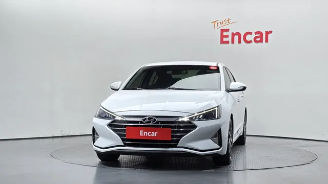 Hyundai Elantra (Avante)