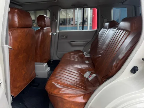 Nissan Rasheen