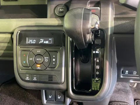 Suzuki Spacia Gear