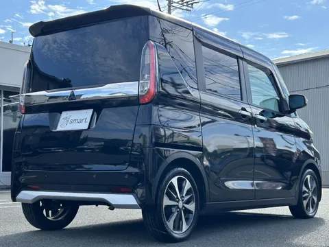 Mitsubishi eK X Space