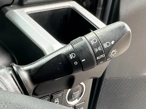 Toyota Pixis Mega