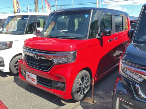 Honda N-BOX Custom