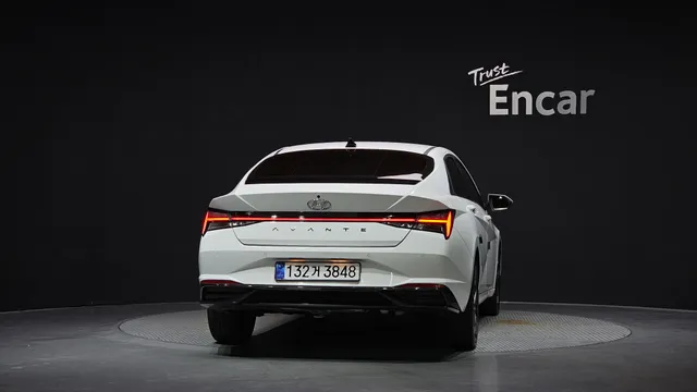 Hyundai Elantra (Avante)