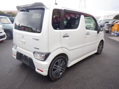 Suzuki Wagon R Stingray