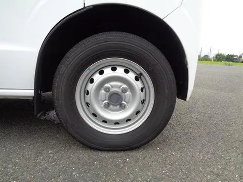 Mitsubishi Minicab Van