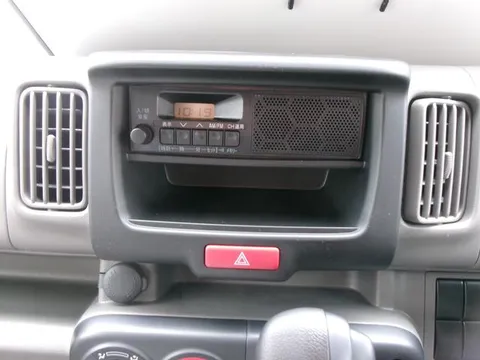 Mitsubishi Minicab Van