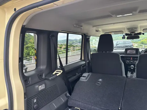 Suzuki Jimny Nomade