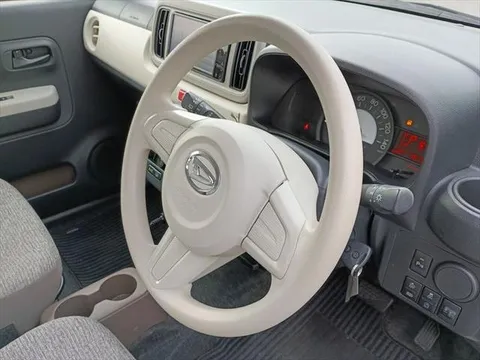 Daihatsu Mira Tocot