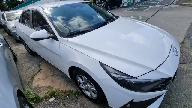Hyundai Elantra (Avante)